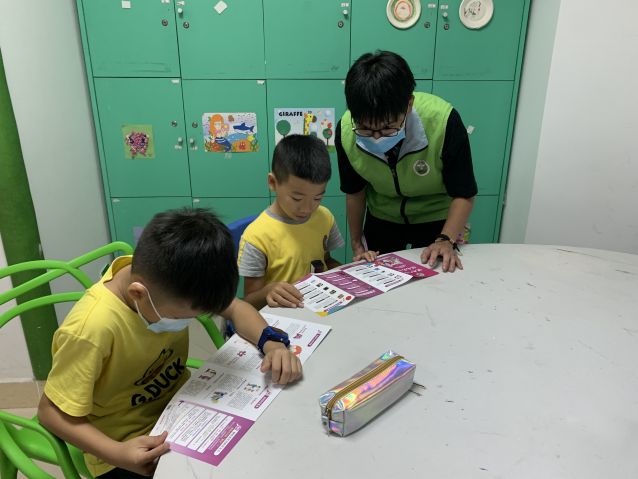 三鄉(xiāng)鎮(zhèn)開(kāi)展“ 紅色引領(lǐng):禁毒先鋒我來(lái)當(dāng)”禁毒宣傳教育活動(dòng)圖片4.jpg