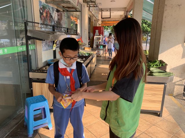 三鄉(xiāng)鎮(zhèn)開展“守護校園安全，護學禁毒兩不誤”宣傳活動三鄉(xiāng)鎮(zhèn)開展“守護校園安全，護學禁毒兩不誤”宣傳活動